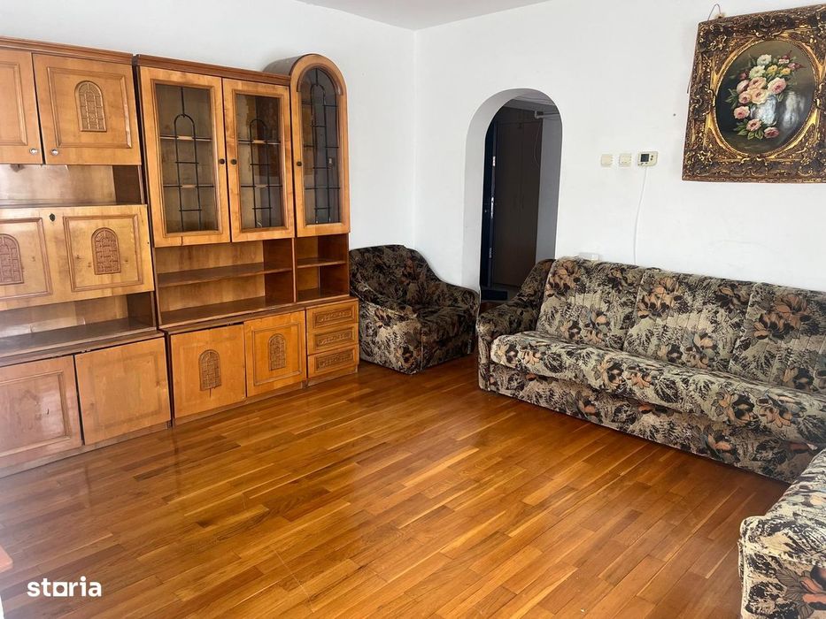Inchiriere apartament 3 camere, mobilat, Targoviste,Piata 1 mai