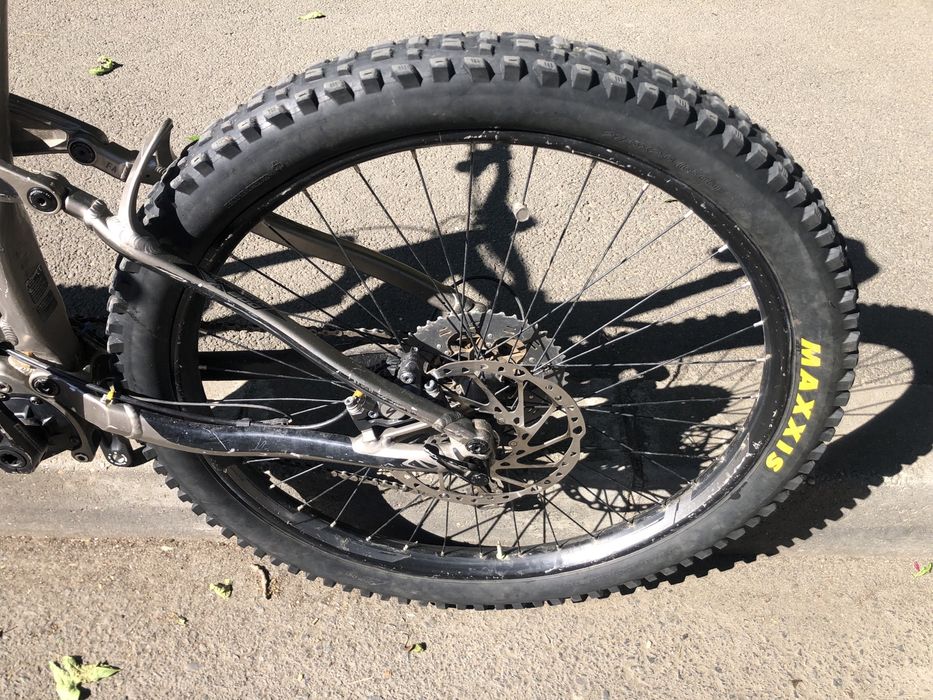 Bicicleta electrica full suspension Merida eOne-sixty 800