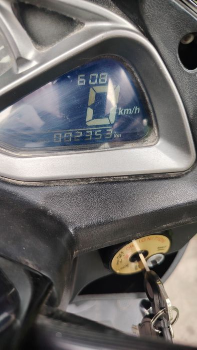SROCHNA Skuter tiger GST mator sotiladi