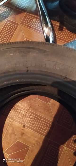 Шина на запаску.