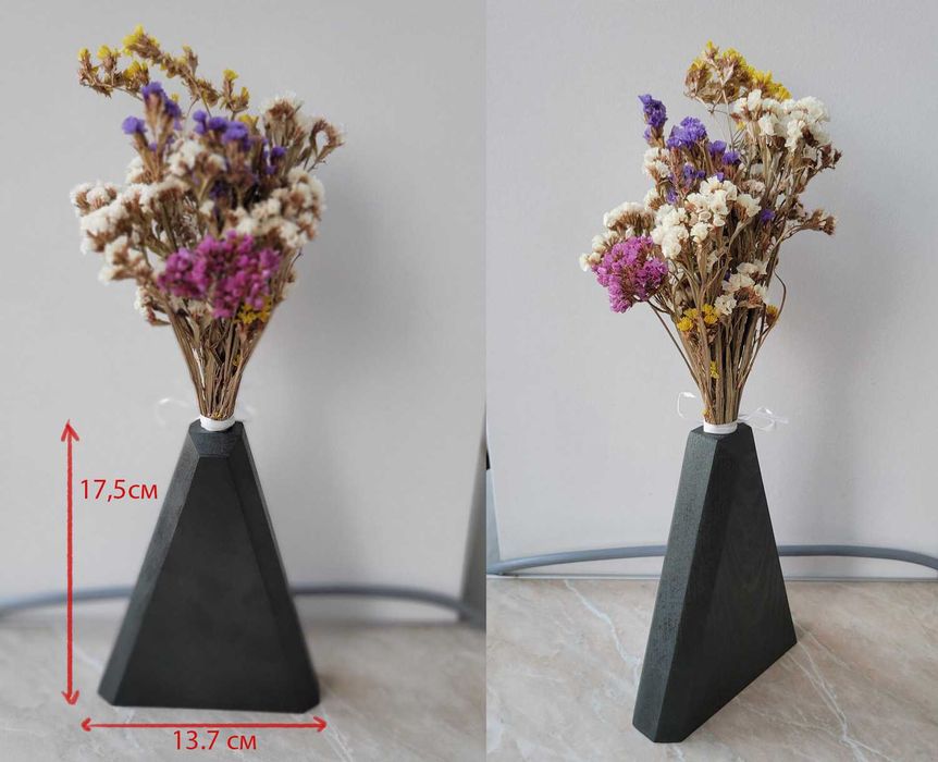 Дървени декоративни вази от бор.