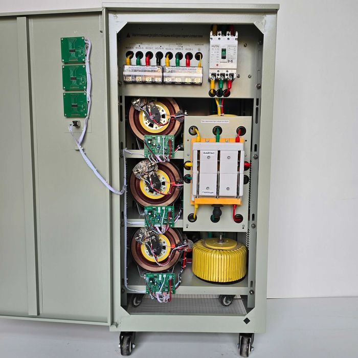 Стабилизатор напряжения 50кВА, 380В, PowerPik