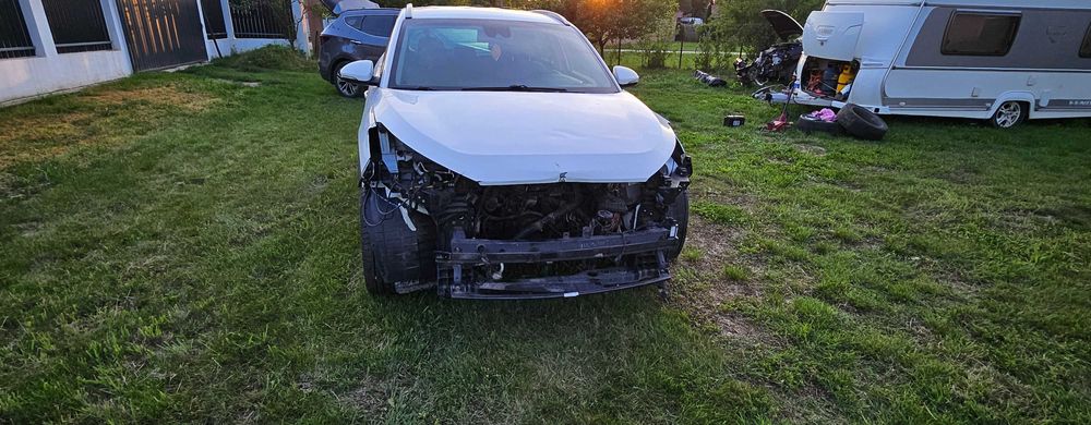 Se dezmembrează hyundai tucson 2017