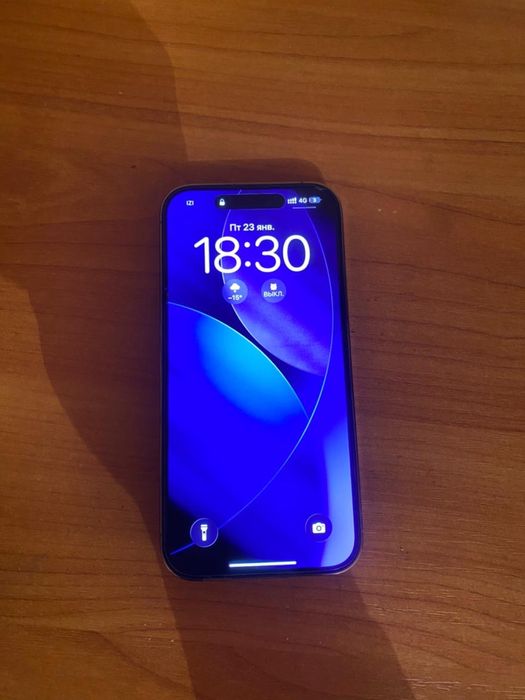 Айфон 14 про.  .