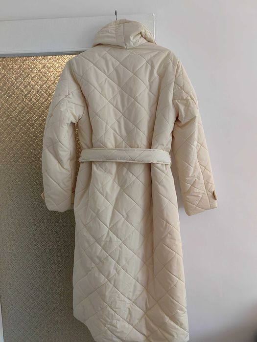 Продавам дамско шушляково дълго палто