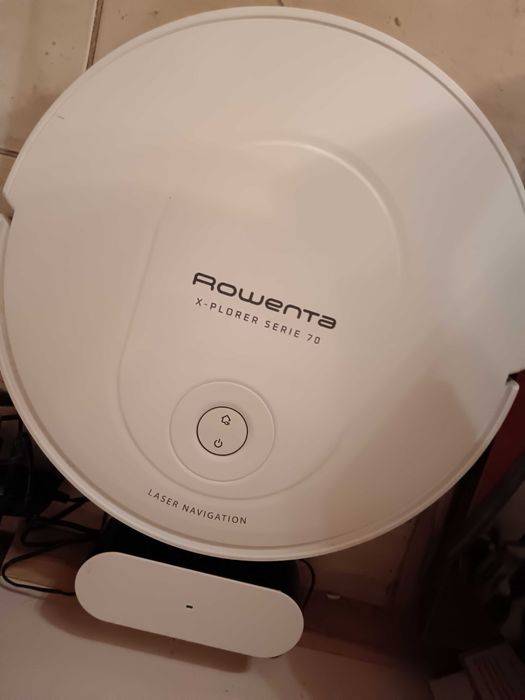 Продавам изгодно прахосмукачка робот Rowenta, X-PLORER SERIE 70, с лазерно управление, с функция моп.