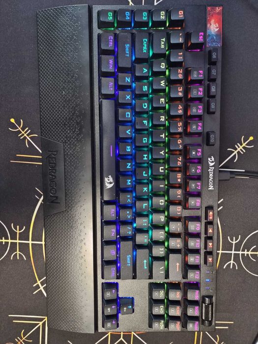 Tastatura Gaming Redragon Vishnu RGB Wireless Mecanica Red Switch
