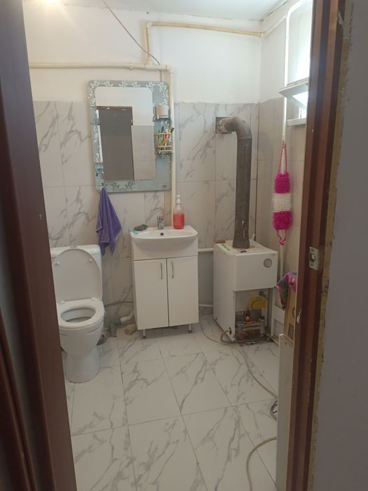 Продам дом в харошым раёне