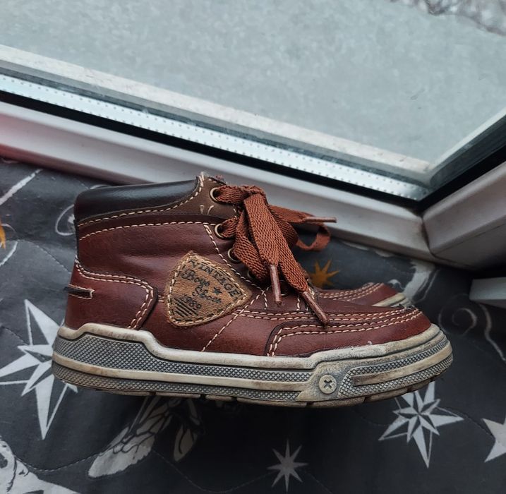 Ботинки на мальчика(24 размер)