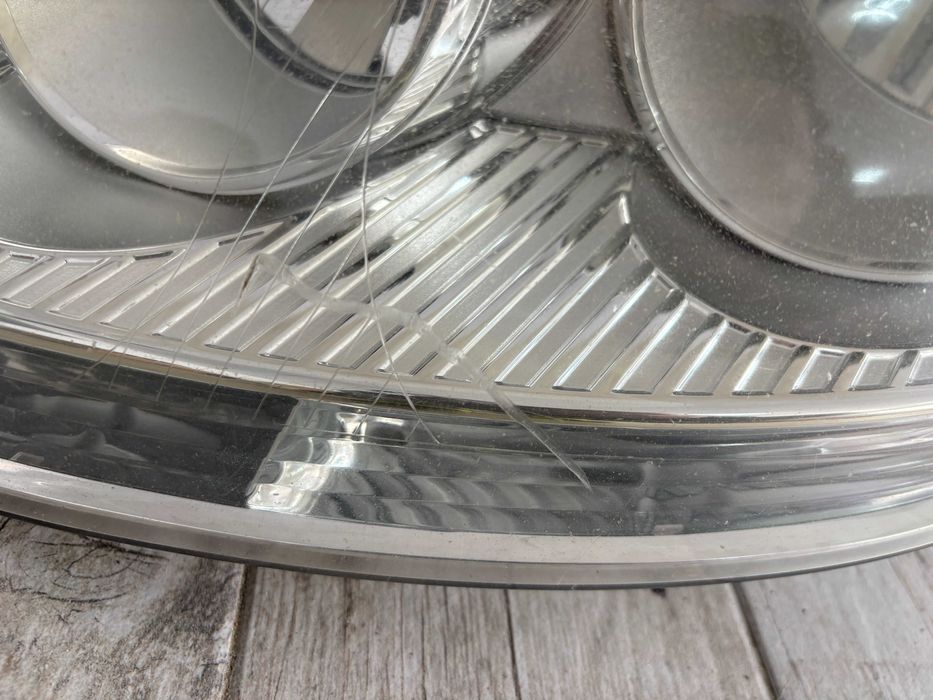 Far stanga Vw Golf 5 dupa 2004 cod 1K6941005N original Europa