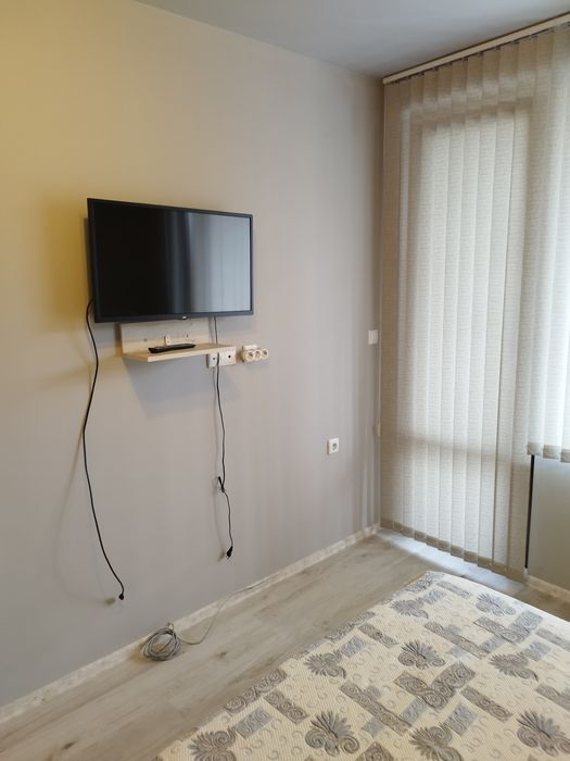 Дава се под наем Тристаен апартамент в Плевен, Идеален център - 60 кв.м за 408 € - Снимка #4