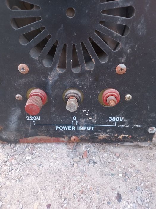 Продам аппарат сварочный 220-380v