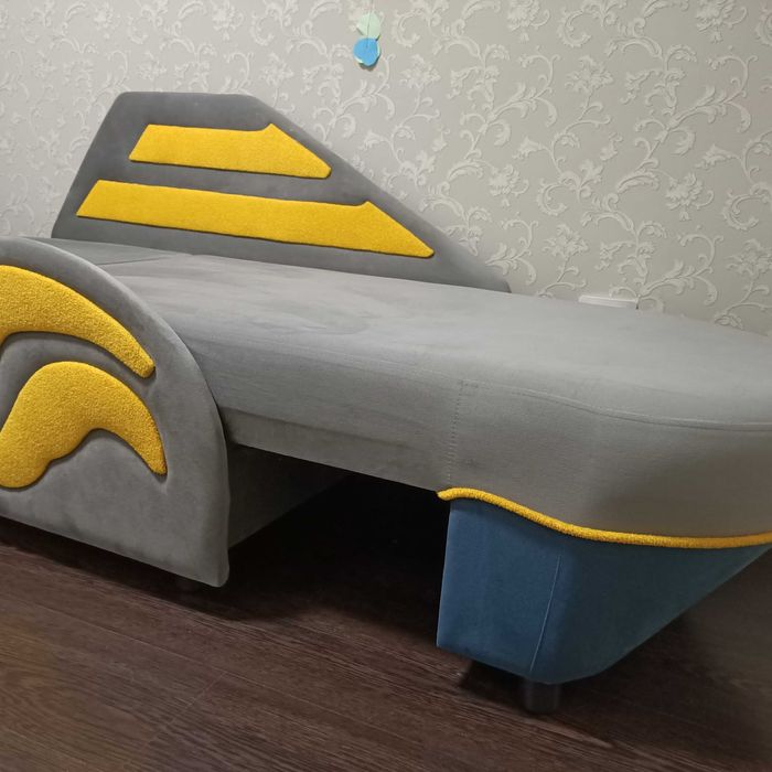 Продам кушетку раскладной
