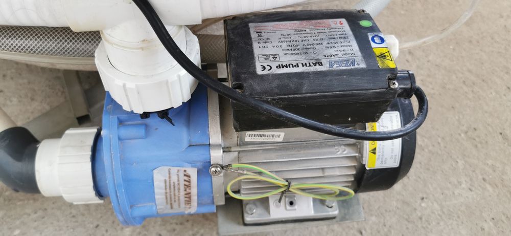 Cadă baie de colț cu hidromasaj