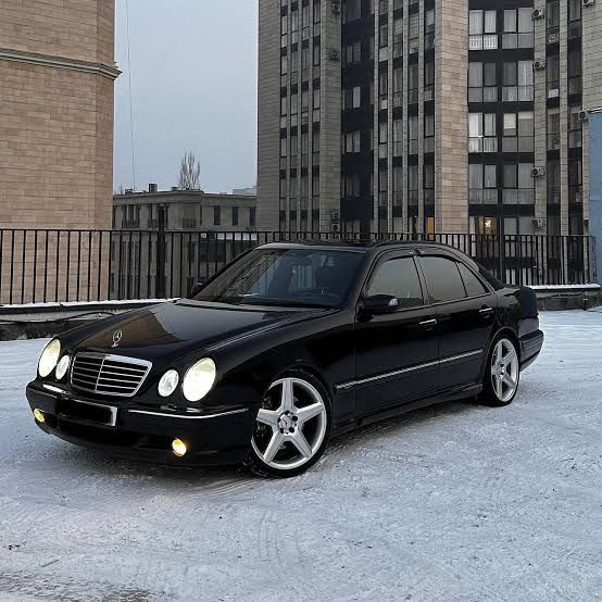Мерседес Бенс автомат