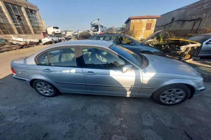 Torpedou BMW Seria 3 2001 320d MT (136 hp)