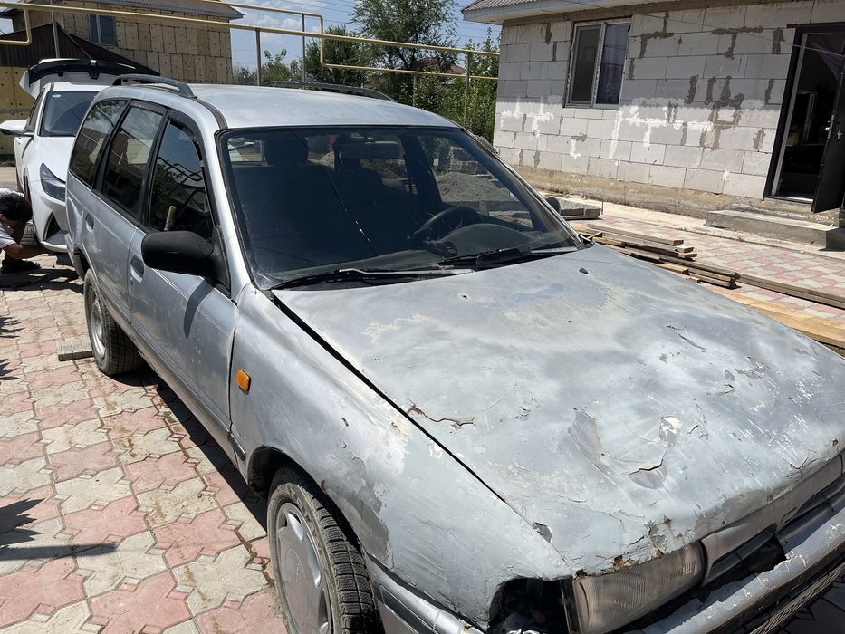 Ниссан сании 1994 1.6 л