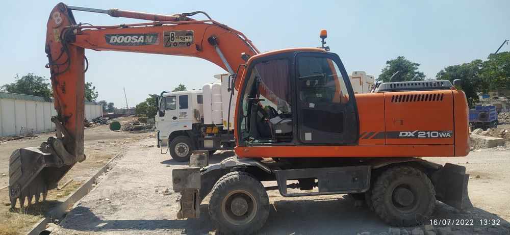 Dx210 wa doosan injektor 2012 yil 18800 soat ishlagan