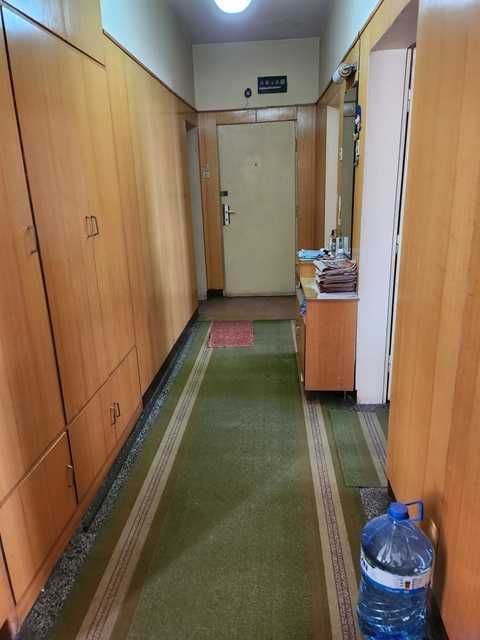 Продава се Четиристаен апартамент в Търговище, Център - 120 кв.м за 934 €/кв.м - Снимка #5