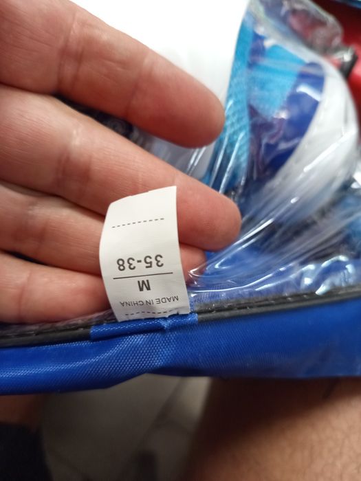 Role reglabile cu roți din silicon și lumini – mărimea 35–38