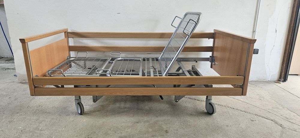 Pat manual pat spital pat medical  pat bolnavi