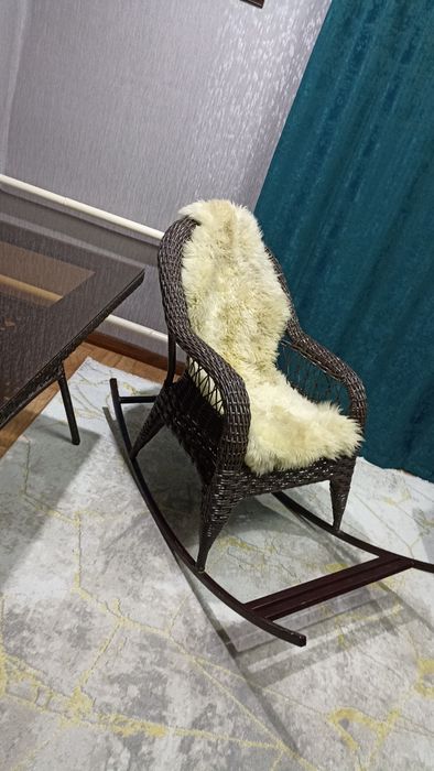 Продам Кресло качалка из Ротанга
