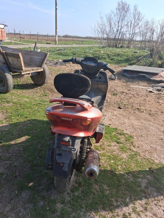 Vând scuter yamaha 160