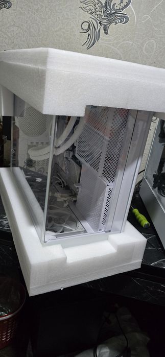 Мощный комплект комьютер ryzen 7 9800x3d