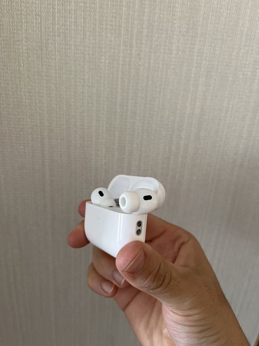 Наушники Apple AirPods Pro 2 with Type-C/Wireless Charging белый