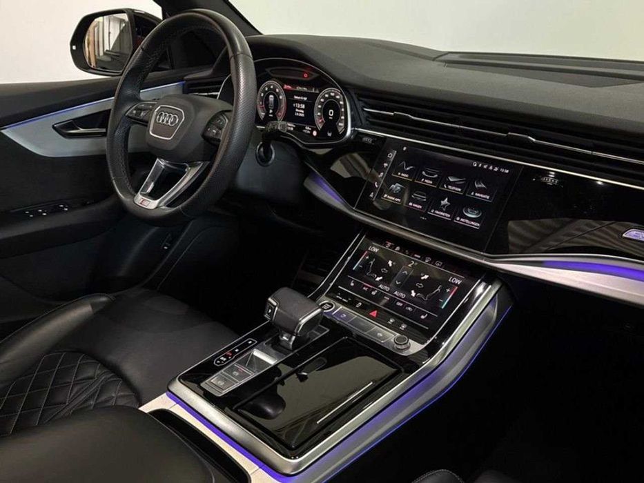 Audi Q8 55 TFSI-Sline -Mild Hybrid-340 CP-2023