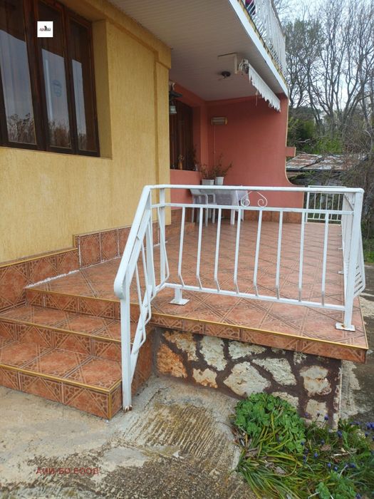 Къща в Добрич, област-гр.Балчик площ 154 цена 156000