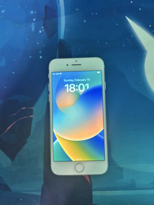Vând iPhone 8 64gb