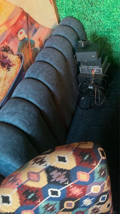 Продам диваны для кафе