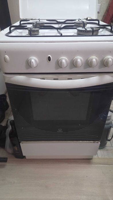 Плита кухонная  Indesit