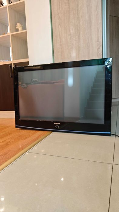Телевизор б/у в рабочем состоянии