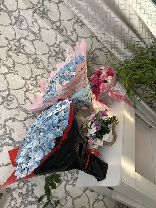 Денежные букеты в наличий в Астане