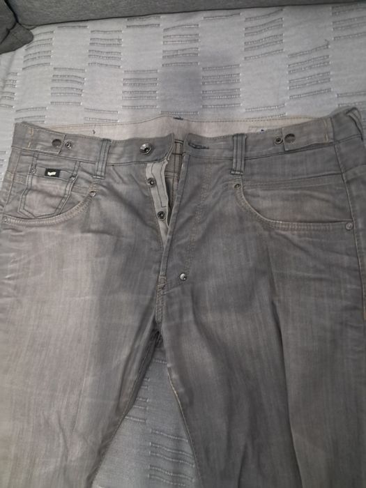 Дънки обувани пет пъти