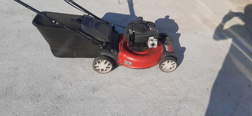 Masina de tuns iarba MTD 46 SPB