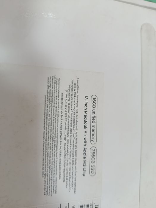 MacBook Air m3 16/256