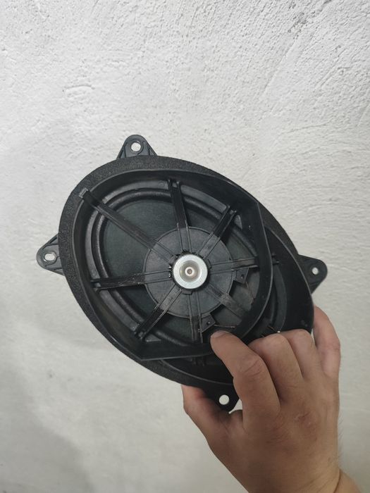 Колонки на машину