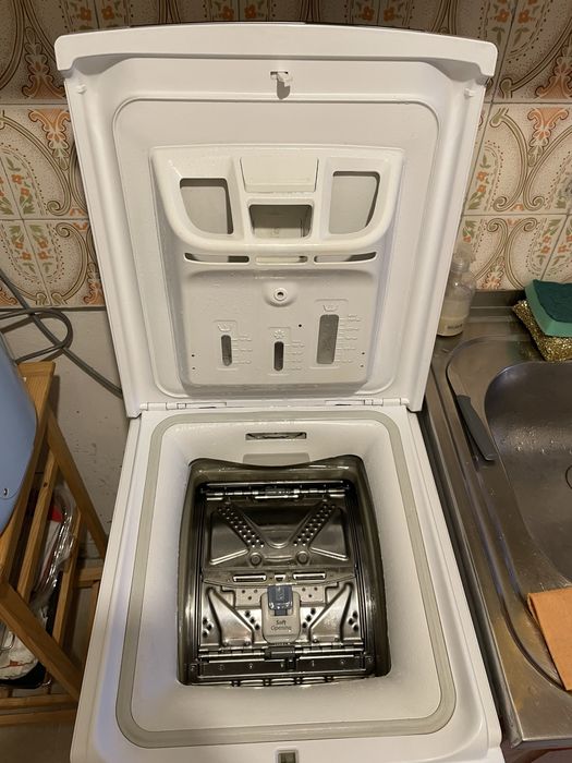 Пералня Whirlpool с горно зареждане