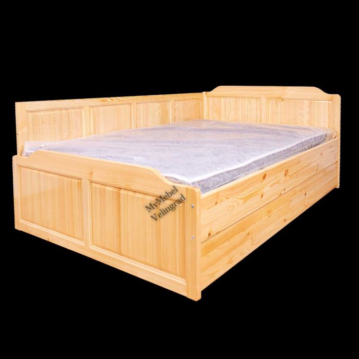 Легла от масивна дървесина, производител