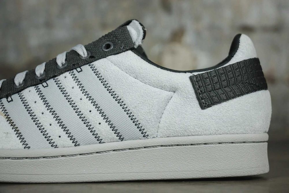 Оригинални кецове * ADIDAS SUPERSTAR  PARLEY BOOST inside * EU 39 1/3