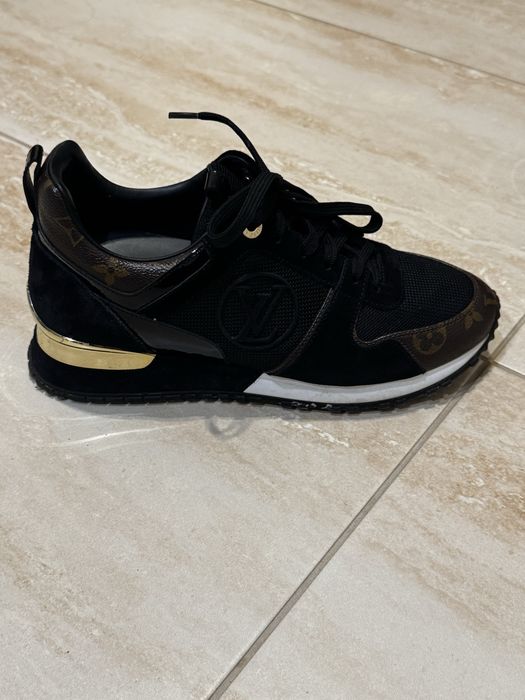 Louis Vuitton Run Away – Monogram / Black
