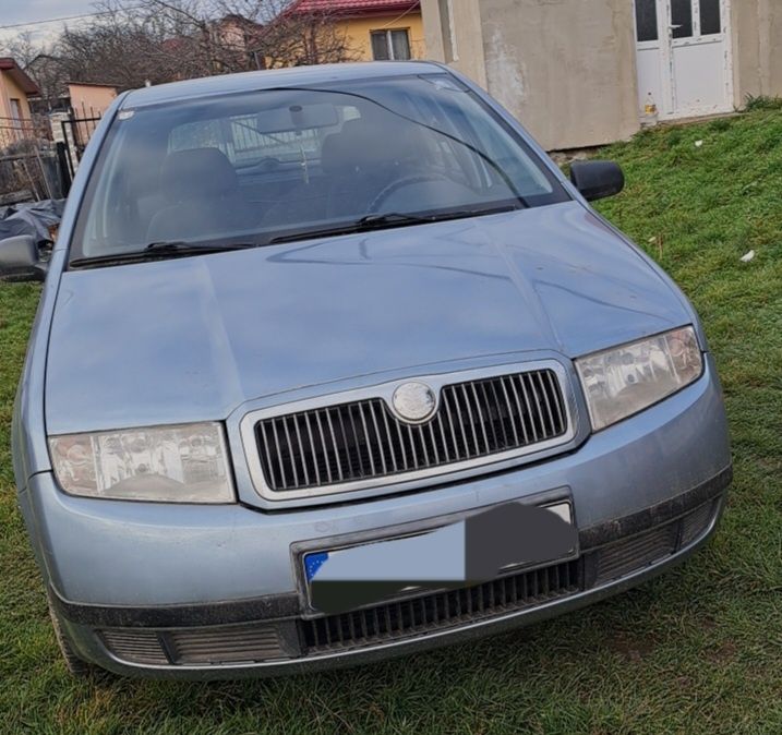 Vând Skoda Fabia 2003 ușor negociabil