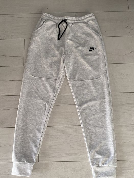 Nike tech fleece