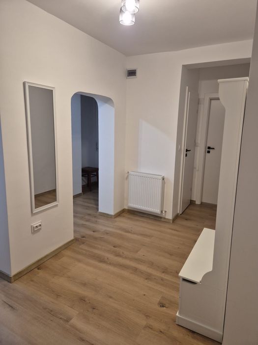 Inchiriez apartament, et. 1, Cartier Strand