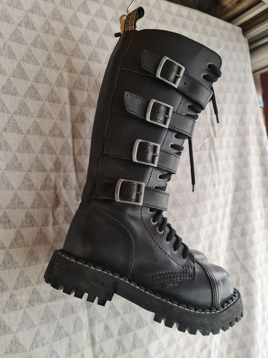 Vând ghete Steel din piele naturala cu 4 catarame