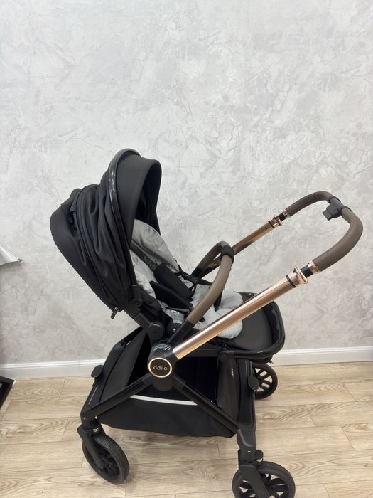Kidilo коляска в отличном состоянии