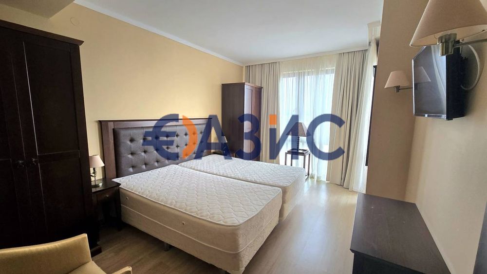 Продава се Двустаен апартамент в к.к. Слънчев бряг - 68 кв.м за 675 €/кв.м - Снимка #7